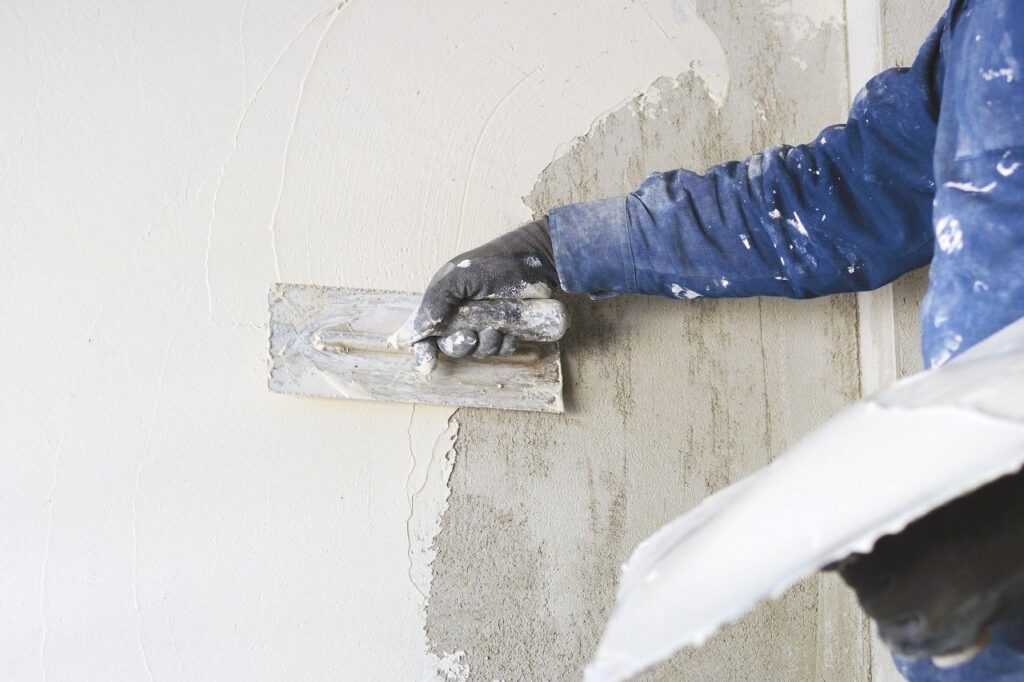 painting services in Abu Dhabi